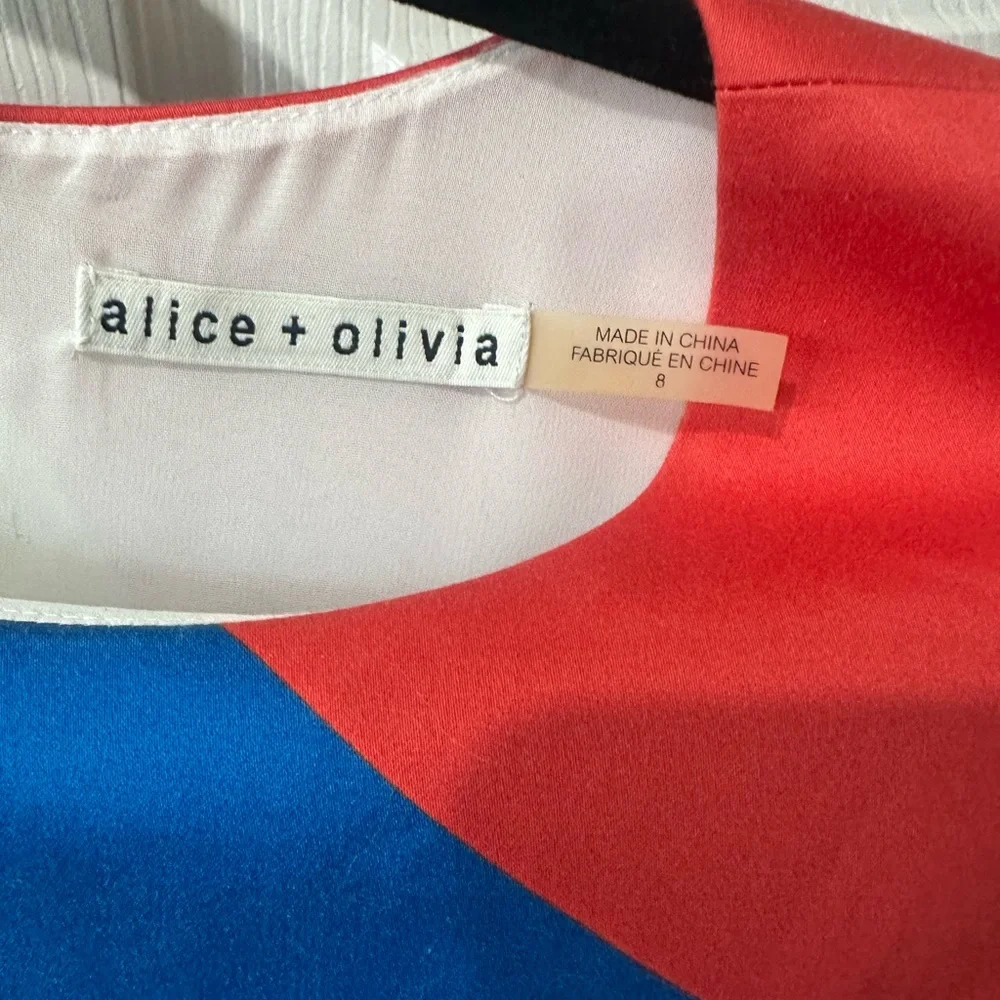 Alice & Olivia Giana Multicolor Crop Top. Size 8. - Picture 3 of 5